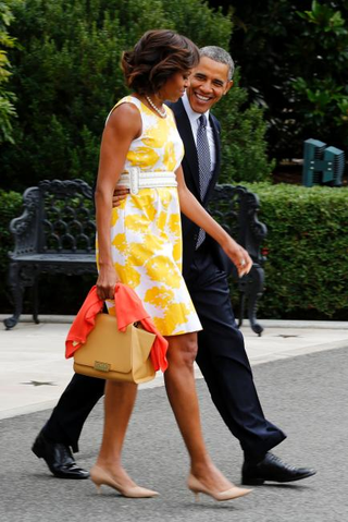 Illustration for article titled Watch: Obamas Celebrate 23 Years of Marriage
